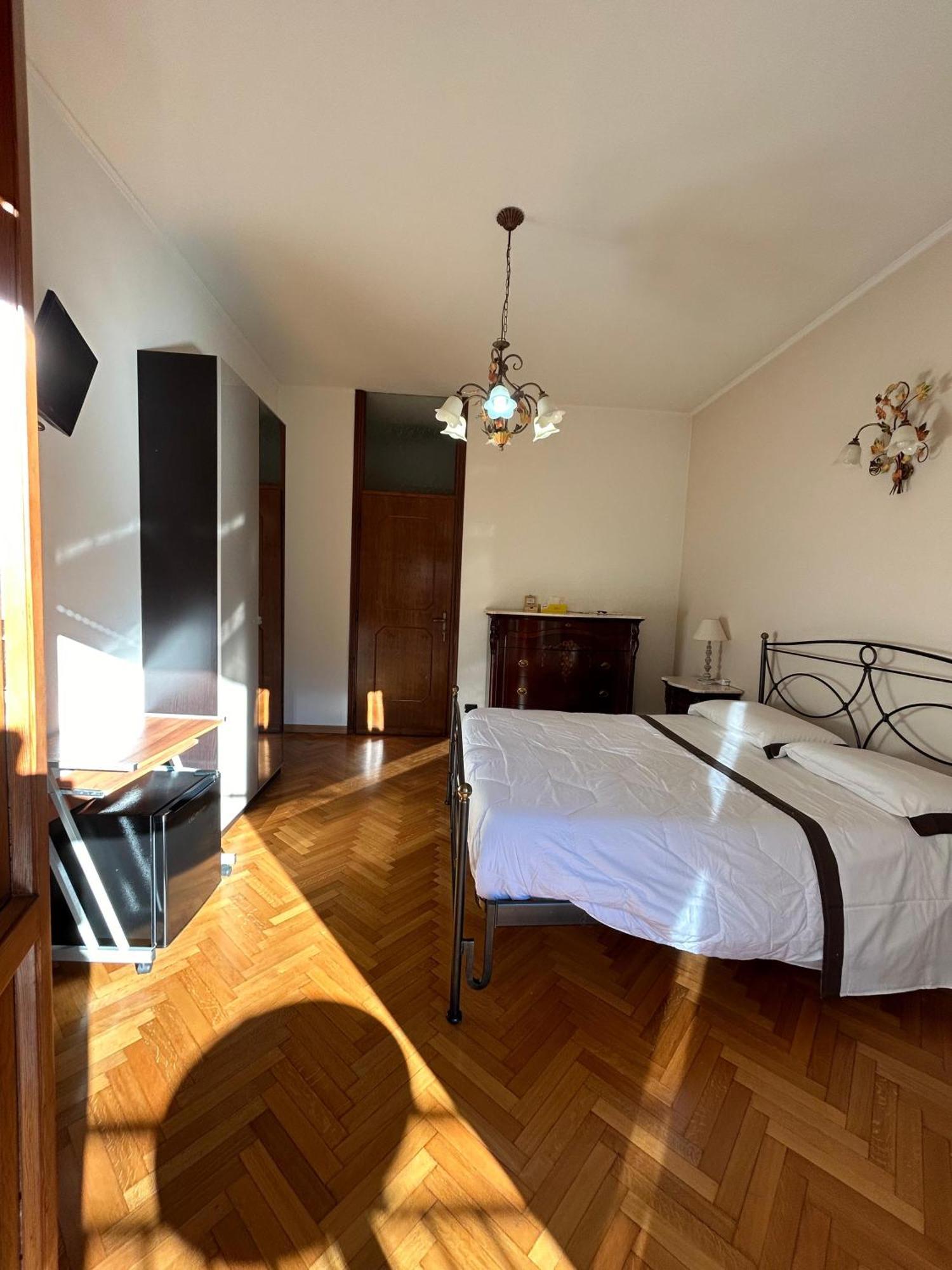 B&B Southitaly Бусто-Арсизио Экстерьер фото