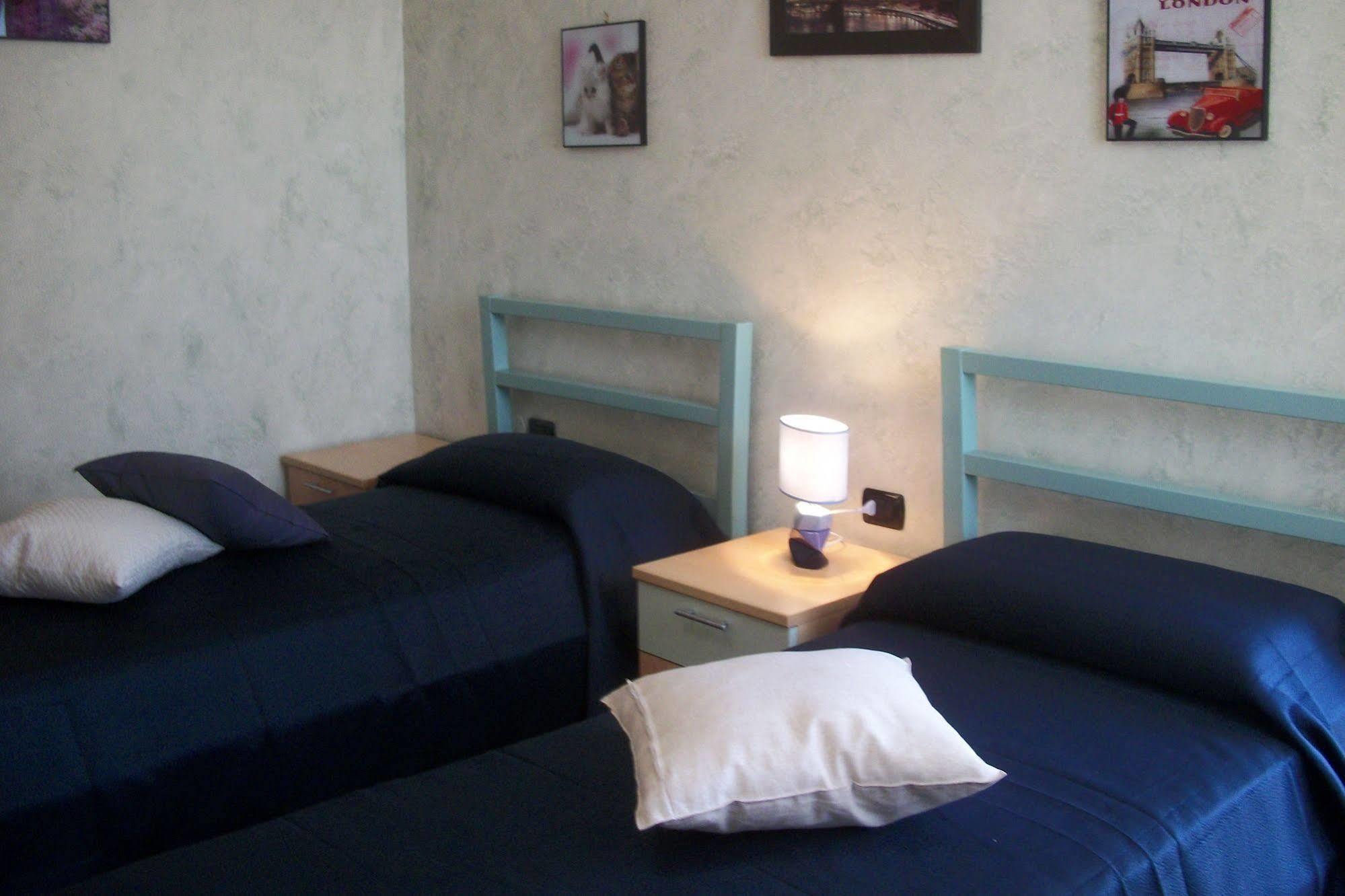 B&B Southitaly Бусто-Арсизио Экстерьер фото